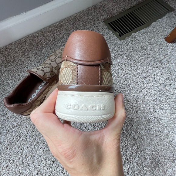 Coach Canvas Slip On Size 6 - Picture 8 of 10